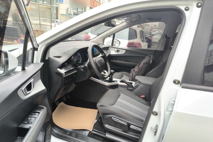 Used Wuling Jiachen 2022 1.5L Manual Enjoyment Elite Model Left Front Seat
