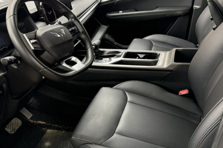 Used Wuling Jiachen 2022 1.5T CVT Smart Luxury Version Left Front Seat