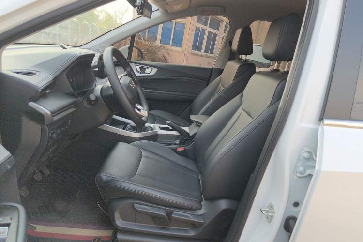 Used Wuling Jiachen 2022 1.5L Manual Comfort Edition Left Front Seat