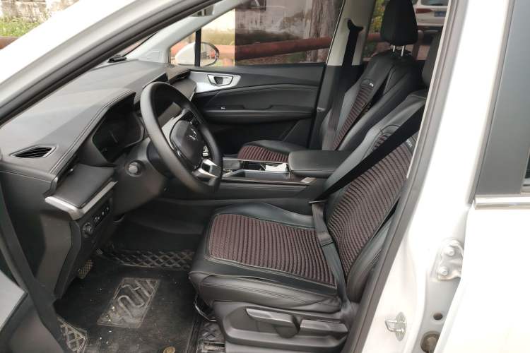 Used Wuling Jiachen 2022 1.5T CVT Smart Luxury Version Left Front Seat