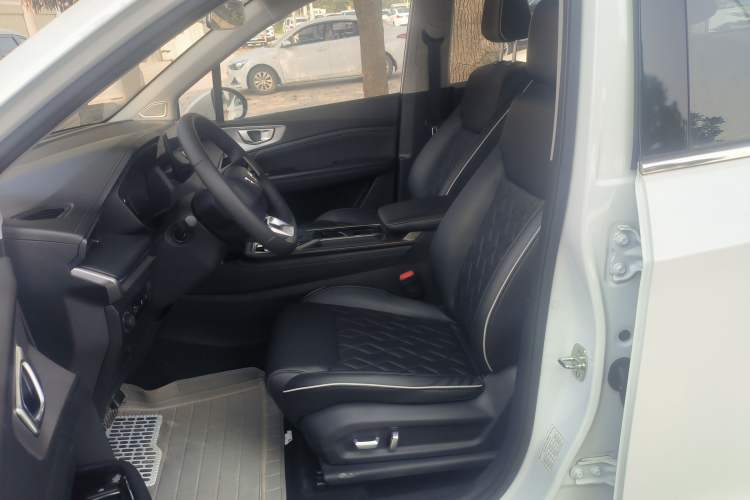 Used Wuling Jiachen 2022 1.5T CVT Deluxe Flagship Edition Left Front Seat