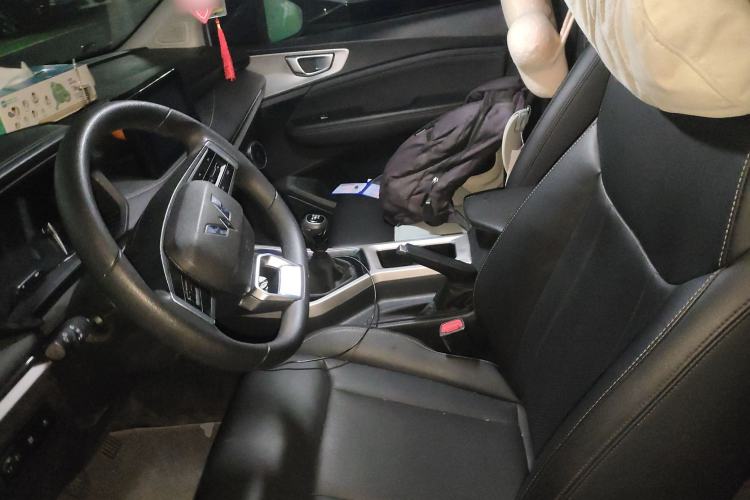 Used Wuling Jiachen 2022 1.5L Manual Comfort Edition Left Front Seat