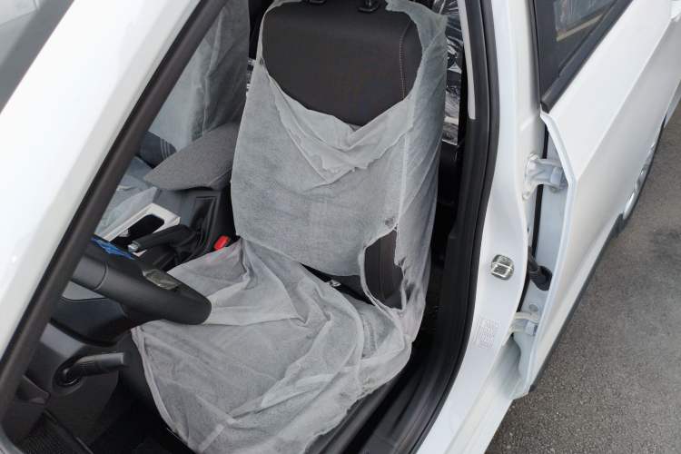 Used Wuling Jiachen 2022 1.5L Manual Enjoyment Elite Model Left Front Seat
