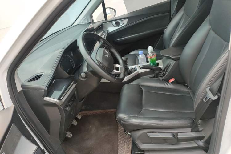 Used Wuling Jiachen 2022 1.5L Manual Enjoyment Elite Model Left Front Seat
