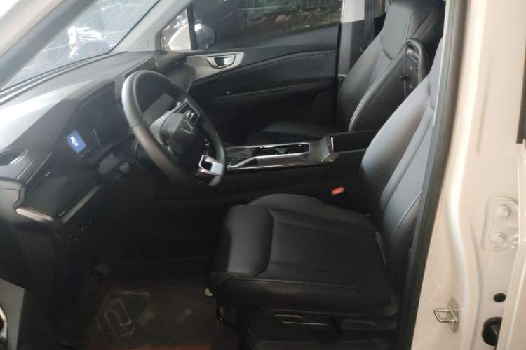 Used Wuling Jiachen 2022 1.5T CVT Smart Luxury Version Left Front Seat