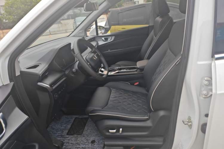 Used Wuling Jiachen 2022 1.5T CVT Deluxe Flagship Edition Left Front Seat