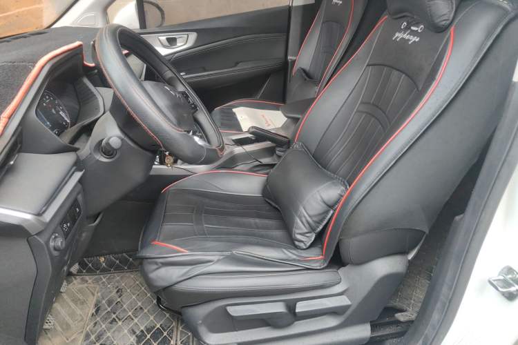 Used Wuling Jiachen 2022 1.5T Manual Light Enjoyment Dynamic Version Left Front Seat