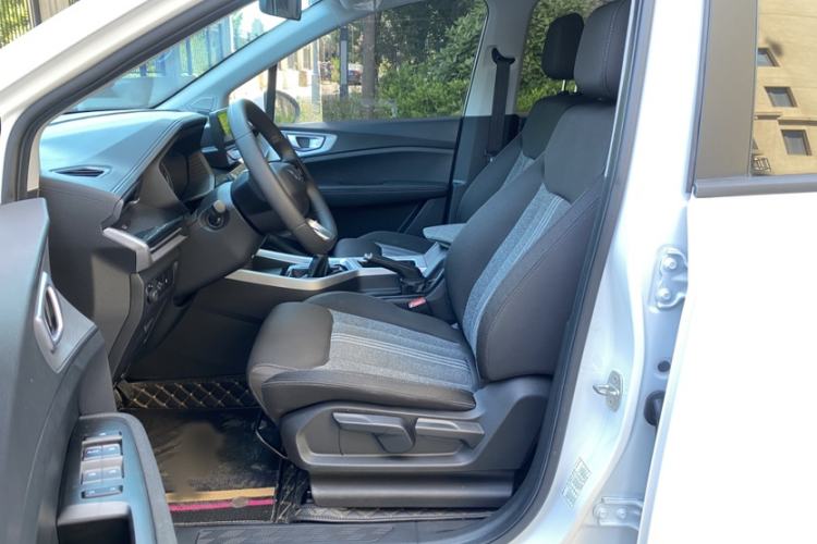 Used Wuling Jiachen 2022 1.5L Manual Enjoyment Elite Model Left Front Seat