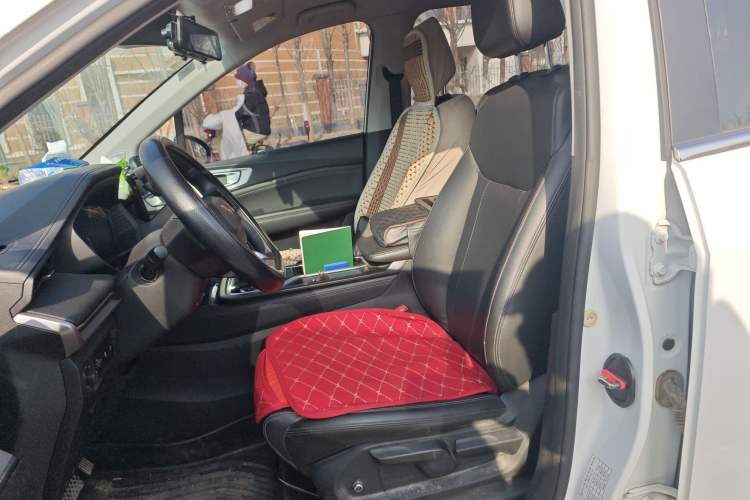 Used Wuling Jiachen 2022 1.5T CVT Smart Luxury Version Left Front Seat