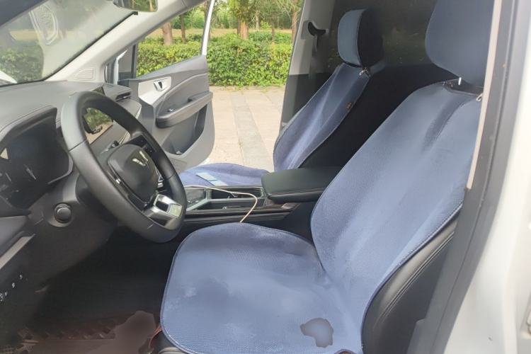 Used Wuling Jiachen 2022 1.5T CVT Smart Luxury Version Left Front Seat