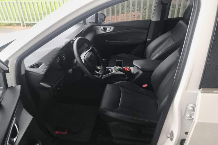 Used Wuling Jiachen 2022 1.5L Manual Comfort Edition Left Front Seat