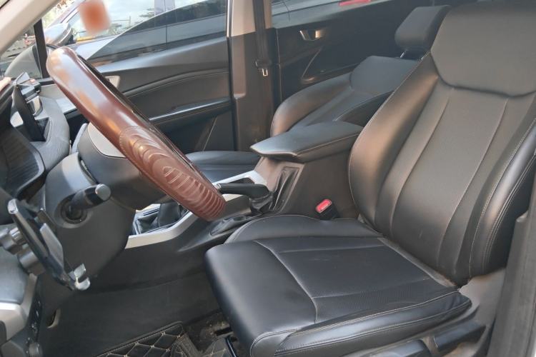 Used Wuling Jiachen 2022 1.5L Manual Comfort Edition Left Front Seat
