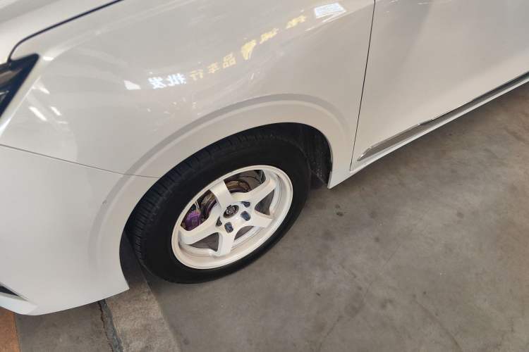 Used Wuling Jiachen 2022 1.5T CVT Deluxe Flagship Edition Left Front Wheel Hub