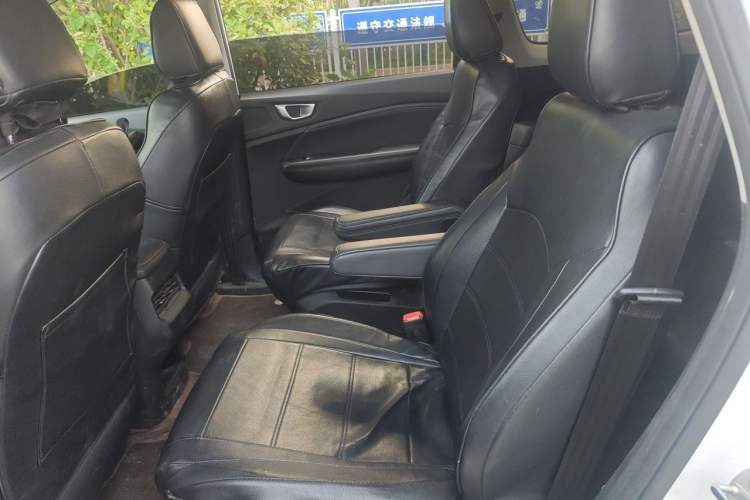 Used Wuling Jiachen 2022 1.5L Manual Comfort Edition Left Rear Seat