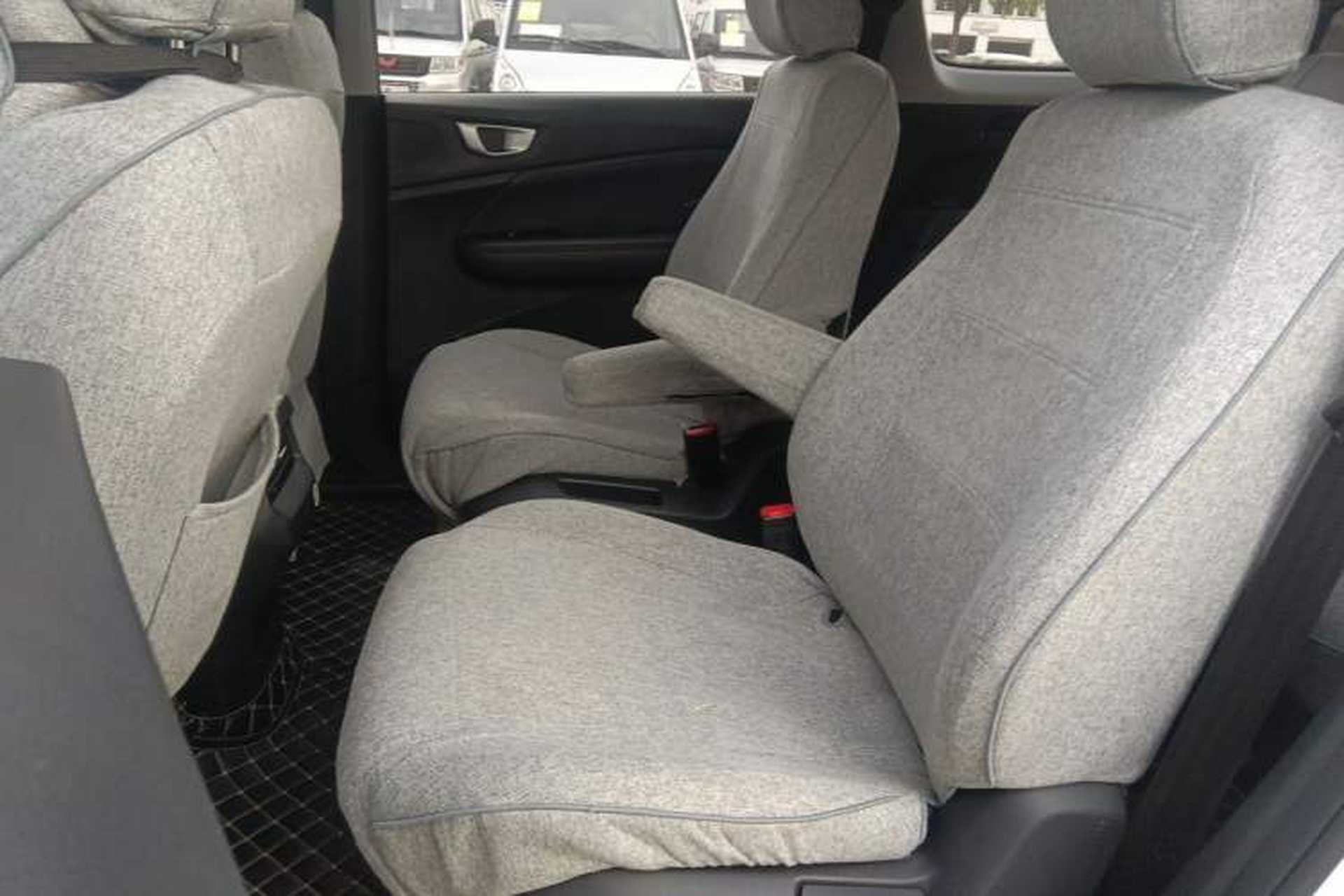 Used Wuling Jiachen 2022 1.5L Manual Comfort Edition Left Rear Seat