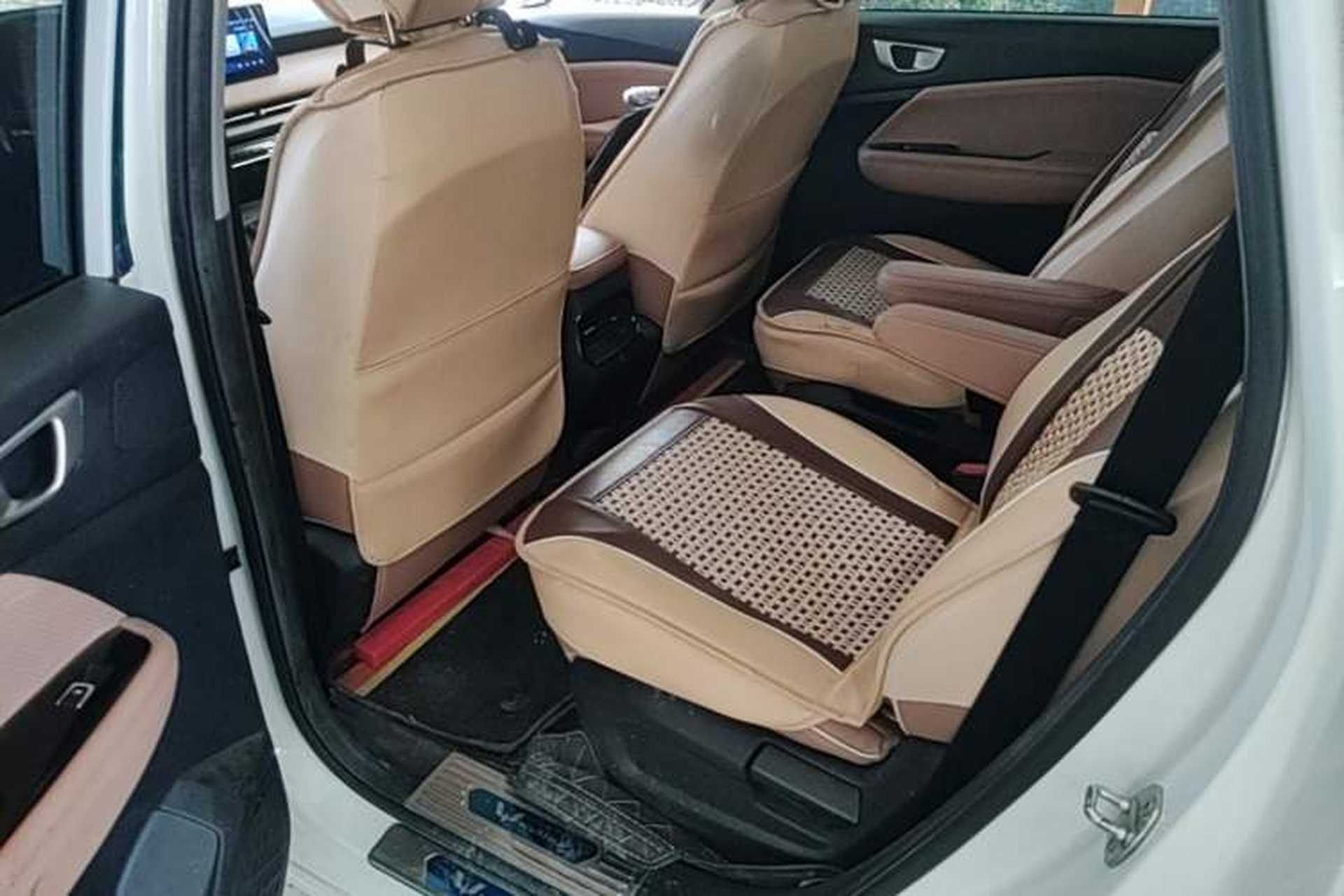 Used Wuling Jiachen 2022 1.5T CVT Deluxe Flagship Edition Left Rear Seat