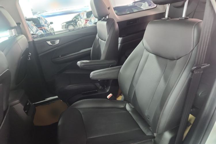 Used Wuling Jiachen 2022 1.5T CVT Smart Luxury Version Left Rear Seat