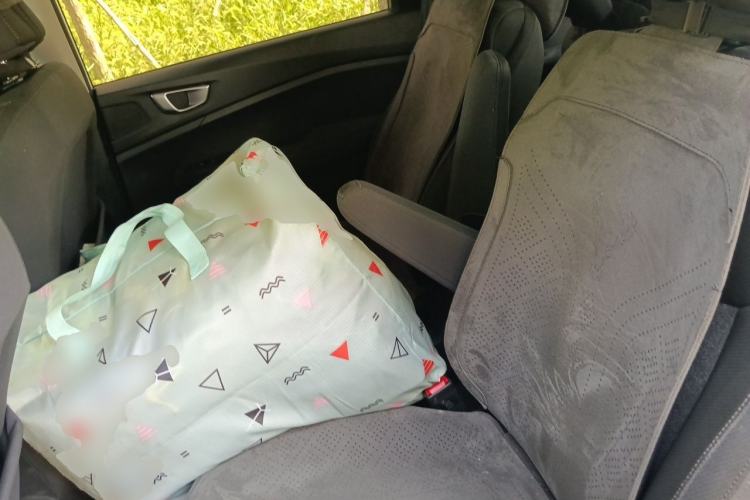 Used Wuling Jiachen 2022 1.5L Manual Enjoyment Elite Model Left Rear Seat