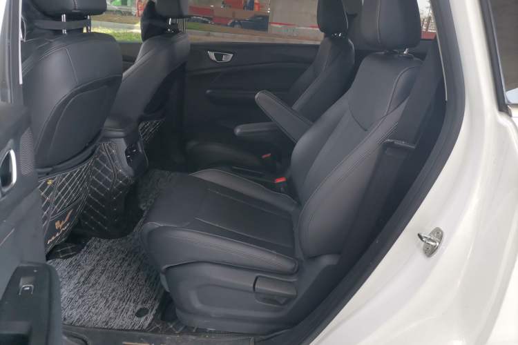 Used Wuling Jiachen 2022 1.5L Manual Comfort Edition Left Rear Seat