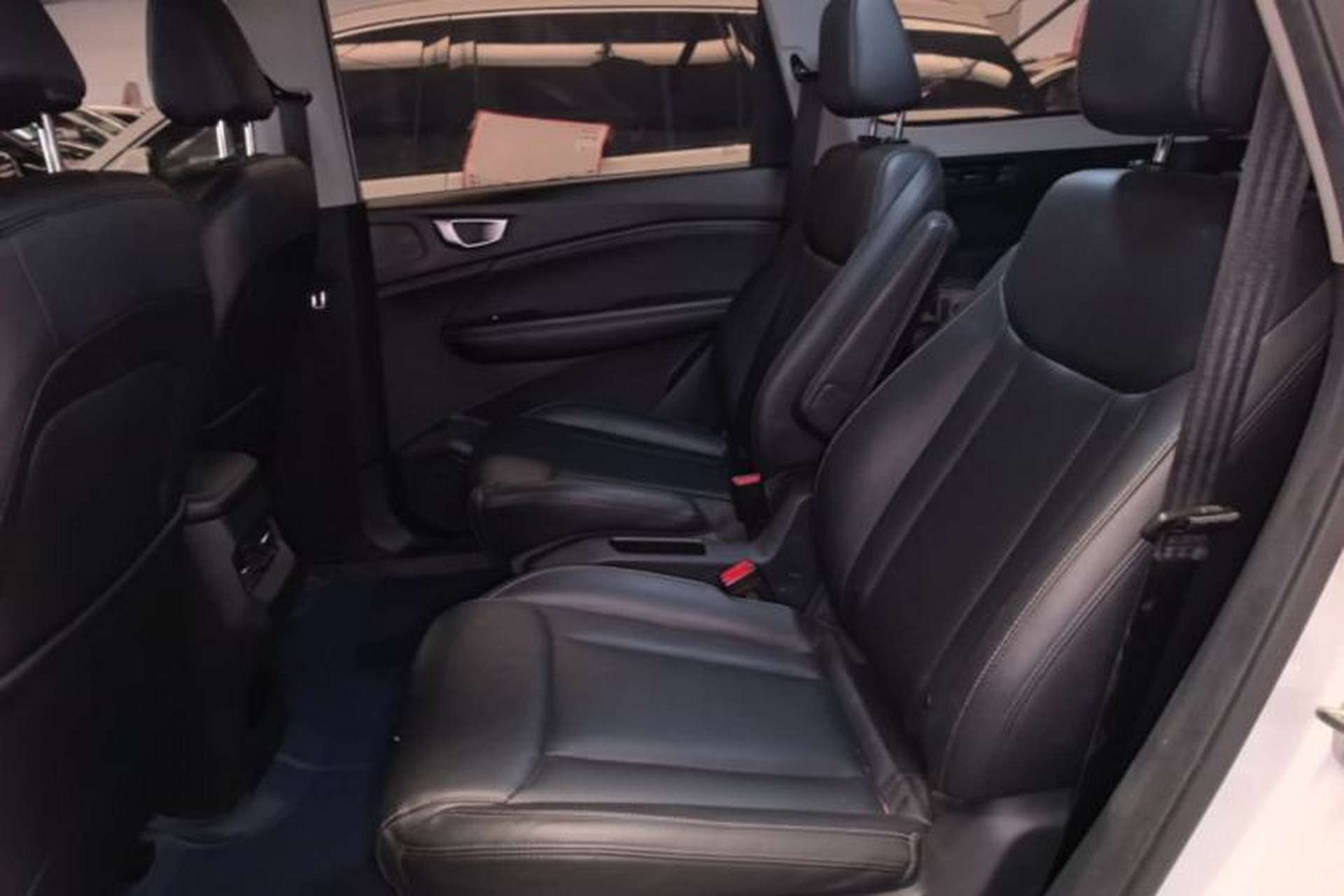 Used Wuling Jiachen 2022 1.5L Manual Light Comfort Edition Left Rear Seat