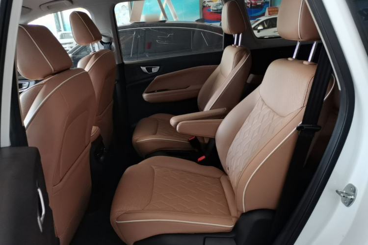 Used Wuling Jiachen 2022 1.5T CVT Deluxe Flagship Edition Left Rear Seat