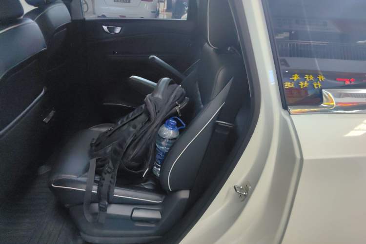 Used Wuling Jiachen 2022 1.5T CVT Deluxe Flagship Edition Left Rear Seat