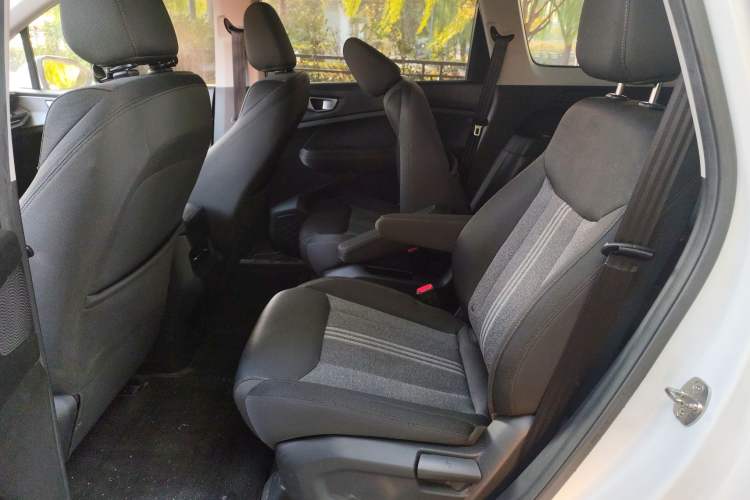 Used Wuling Jiachen 2022 1.5L Manual Enjoyment Elite Model Left Rear Seat