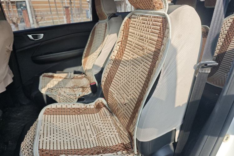 Used Wuling Jiachen 2022 1.5T CVT Smart Luxury Version Left Rear Seat