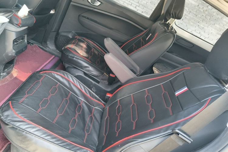 Used Wuling Jiachen 2022 1.5L Manual Enjoyment Elite Model Left Rear Seat
