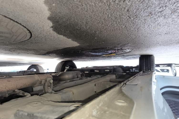 Used Wuling Jiachen 2022 1.5L Manual Enjoyment Elite Model Left Side Sill