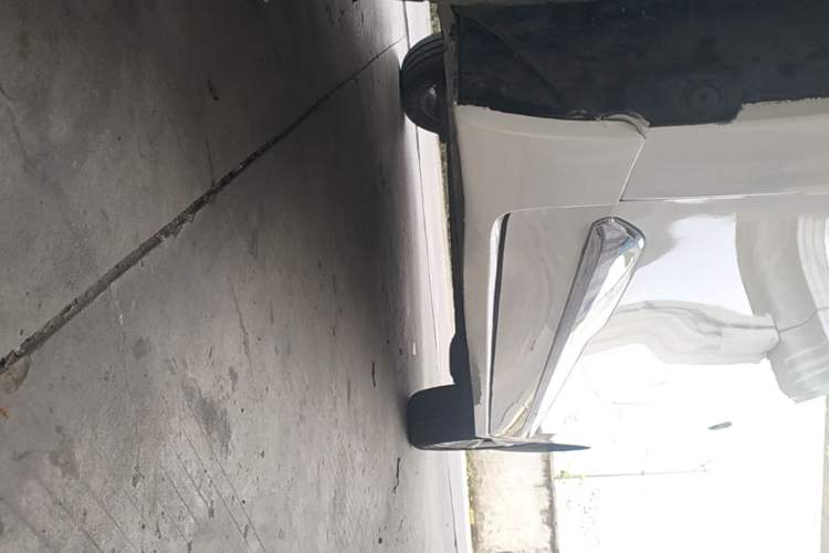 Used Wuling Jiachen 2022 1.5T Manual Comfort & Dynamic Version Left Side Sill