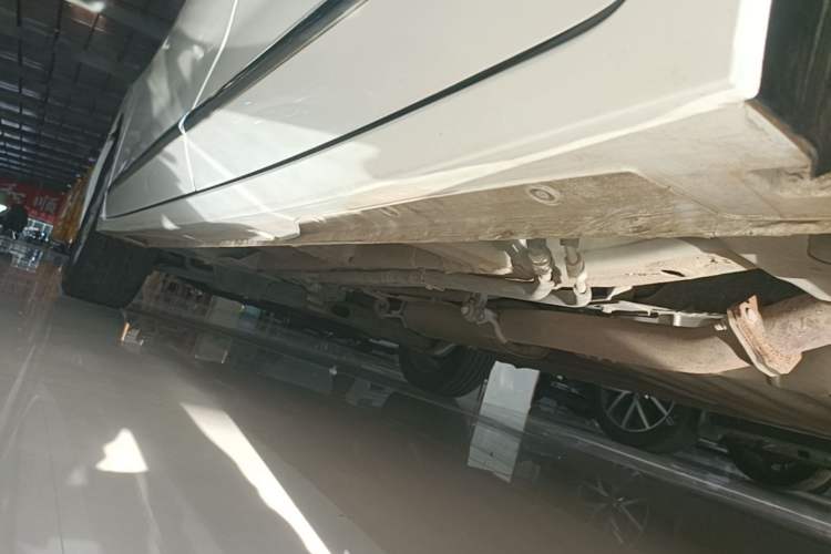 Used Wuling Jiachen 2022 1.5T CVT Smart Luxury Version Left Side Sill