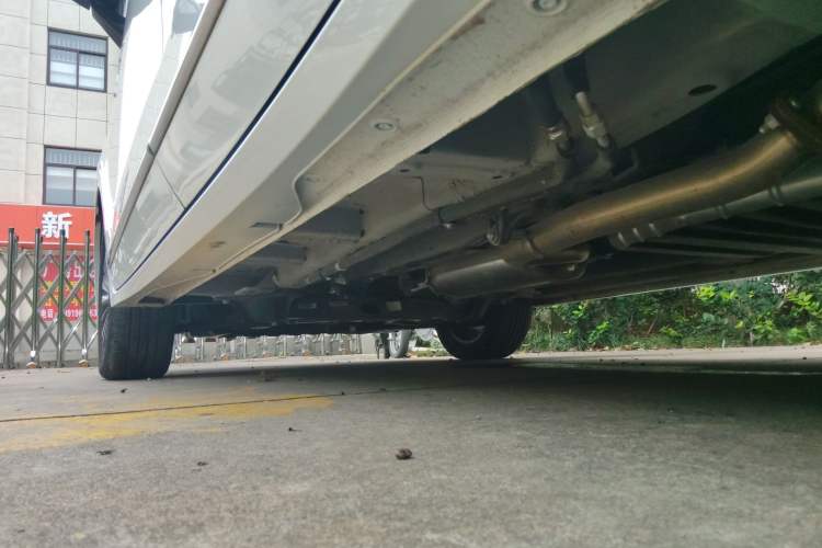 Used Wuling Jiachen 2022 1.5T CVT Deluxe Flagship Edition Left Side Sill