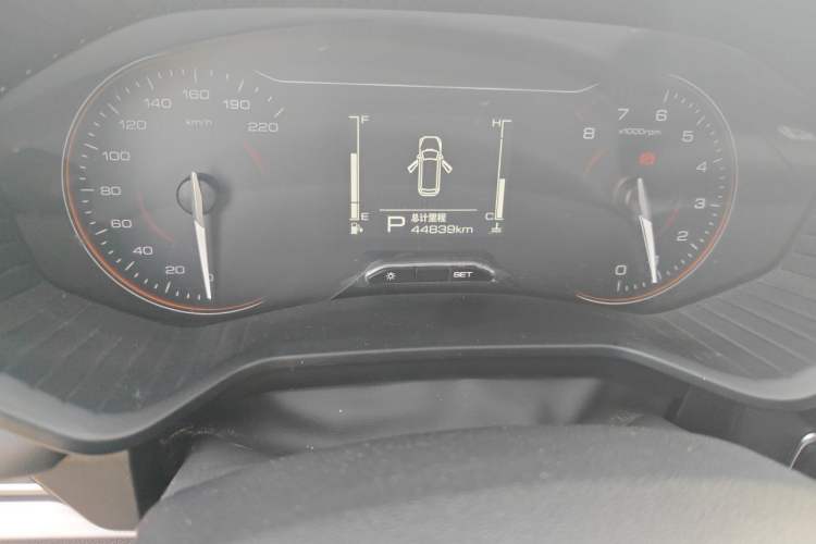 Used Wuling Jiachen 2022 1.5T CVT Deluxe Flagship Edition Odometer Close Up