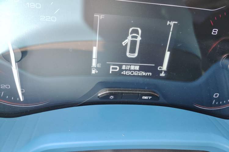 Used Wuling Jiachen 2022 1.5T CVT Deluxe Flagship Edition Odometer Close Up