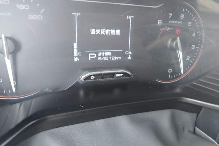 Used Wuling Jiachen 2022 1.5T CVT Deluxe Flagship Edition Odometer Close Up