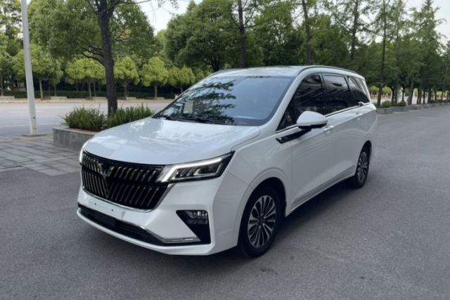 Used Wuling Jiachen 2022 1.5T CVT Deluxe Flagship Edition