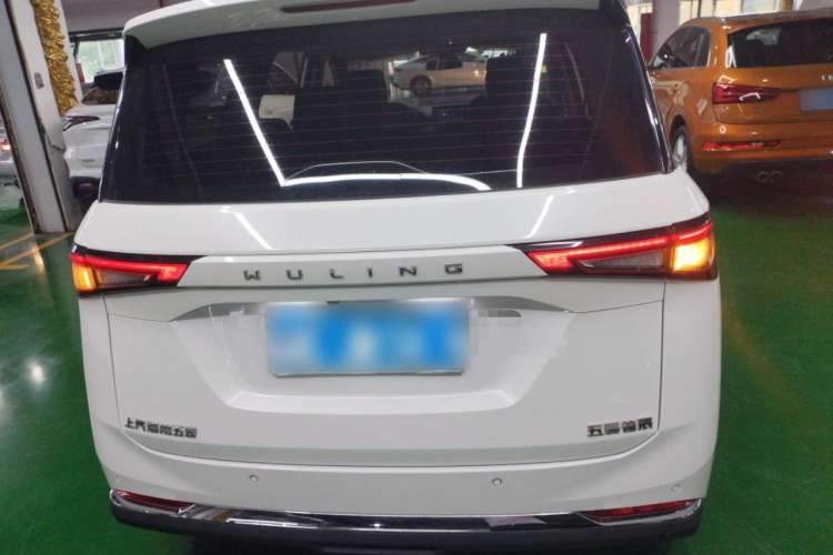 Used Wuling Jiachen 2022 1.5L Manual Comfort Edition Rear