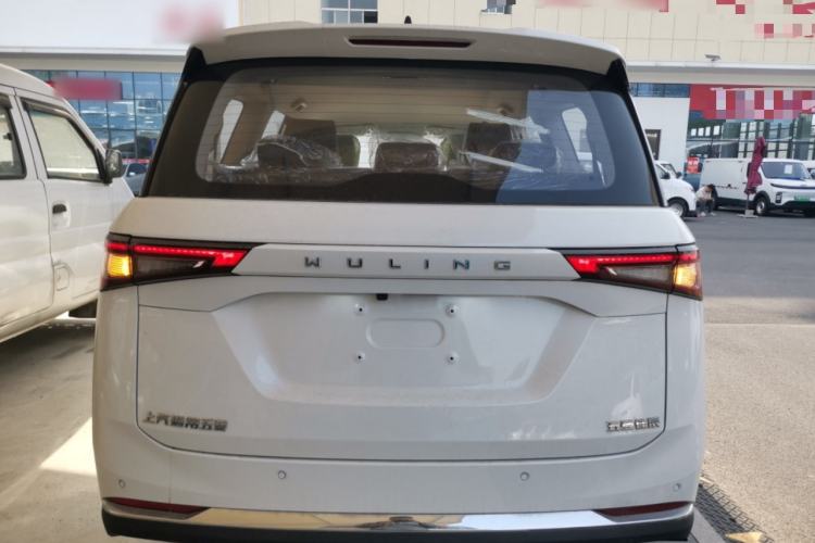 Used Wuling Jiachen 2022 1.5L Manual Comfort Edition Rear