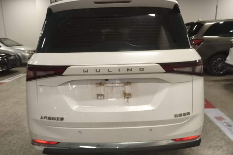 Used Wuling Jiachen 2022 1.5T Manual Comfort & Dynamic Version Rear