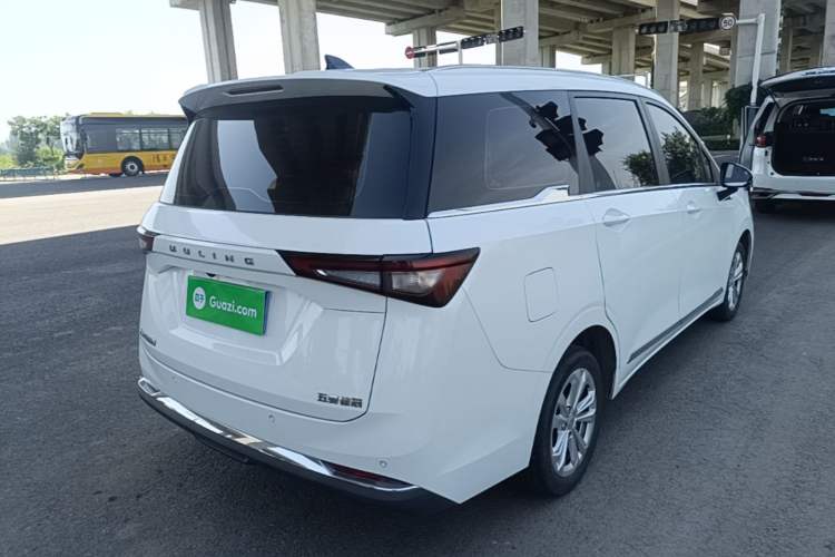 Used Wuling Jiachen 2022 1.5L Manual Light Comfort Edition Rear Right 45 Deg