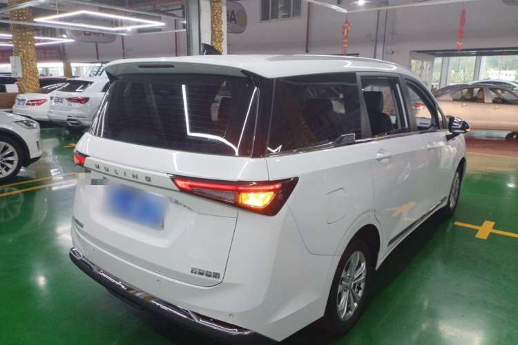 Used Wuling Jiachen 2022 1.5L Manual Comfort Edition Rear Right 45 Deg