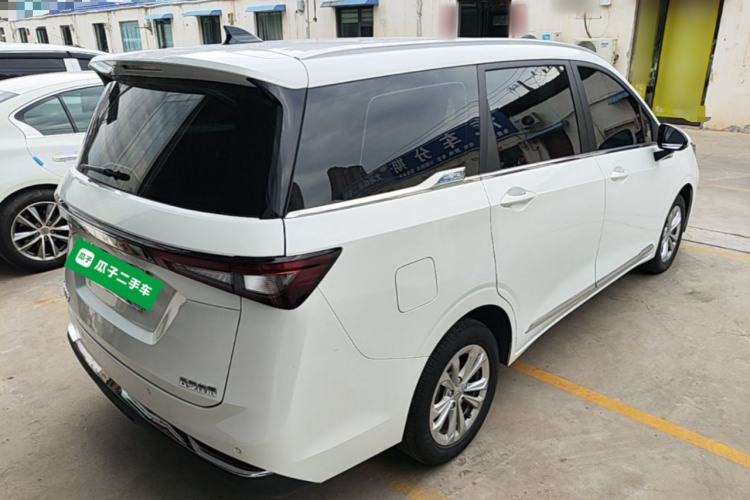 Used Wuling Jiachen 2022 1.5T CVT Smart Luxury Version Rear Right 45 Deg