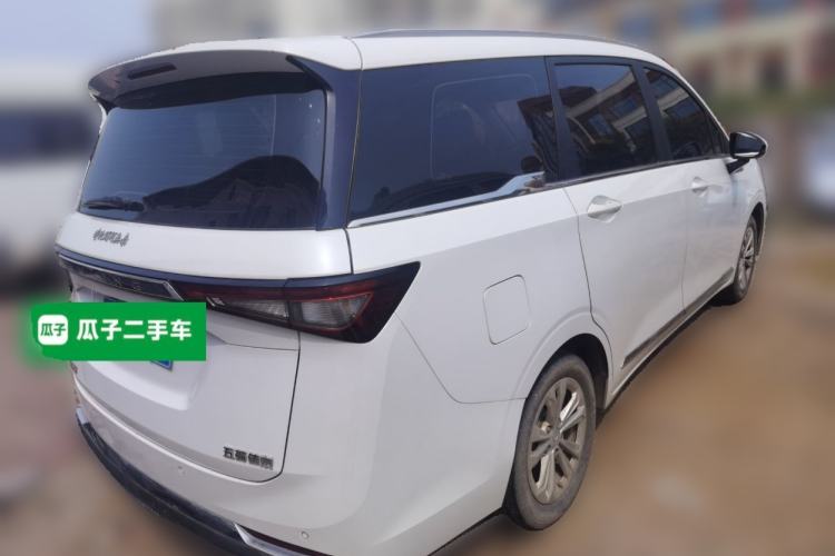 Used Wuling Jiachen 2022 1.5T CVT Smart Luxury Version Rear Right 45 Deg