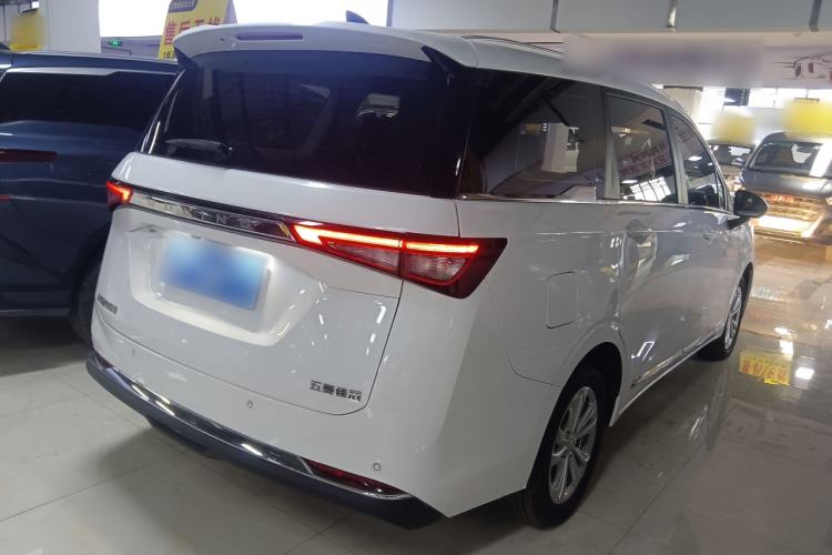 Used Wuling Jiachen 2022 1.5T CVT Smart Luxury Version Rear Right 45 Deg