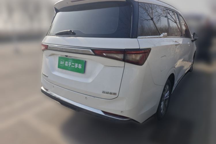Used Wuling Jiachen 2022 1.5T CVT Smart Luxury Version Rear Right 45 Deg