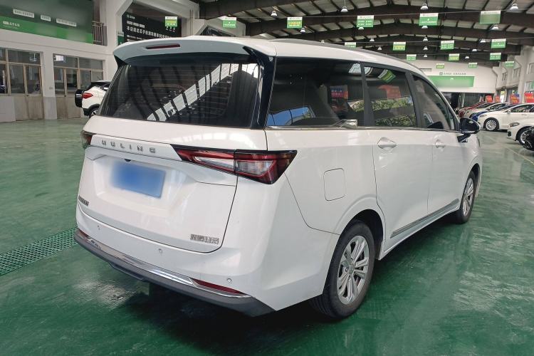 Used Wuling Jiachen 2022 1.5T Manual Light Enjoyment Dynamic Version Rear Right 45 Deg