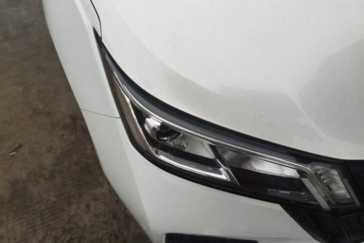 Used Wuling Jiachen 2022 1.5L Manual Enjoyment Elite Model Right Front Headlight