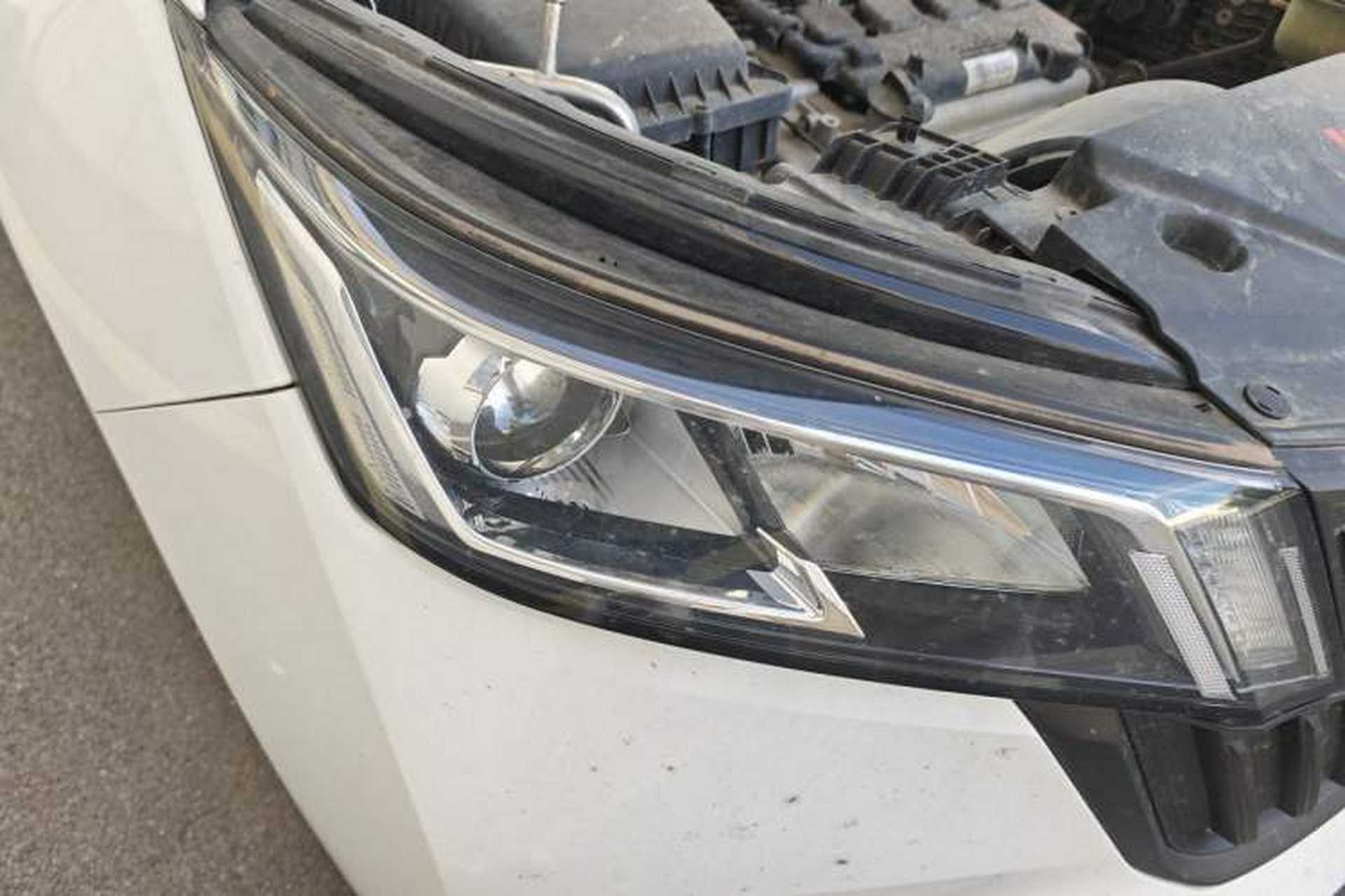 Used Wuling Jiachen 2022 1.5L Manual Enjoyment Elite Model Right Front Headlight
