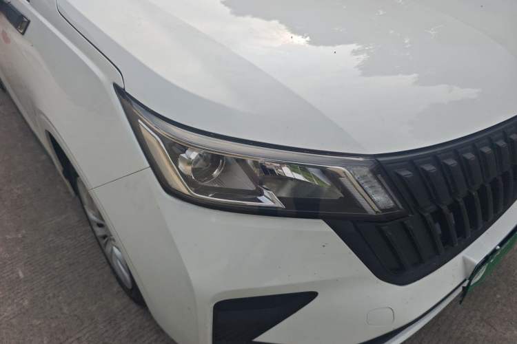 Used Wuling Jiachen 2022 1.5L Manual Enjoyment Elite Model Right Front Headlight